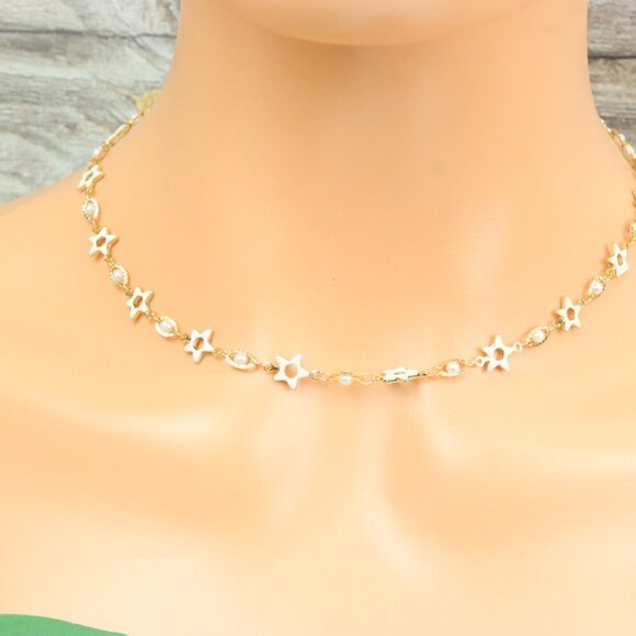 "Minimalist Necklace – Timeless, Elegant Jewelry for Her, MAR091159 - Picture 5 of 10